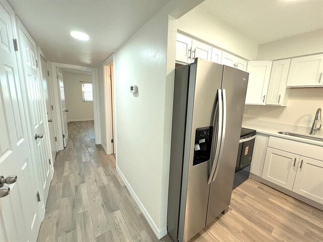 Building Photo - 1441 N Atlantic Ave