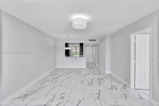Building Photo - 11453 NW 39th Ct