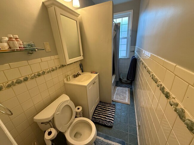 Foto del edificio - 1911 Jane St