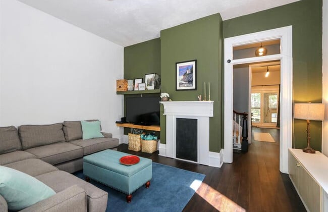 Photo - 223 Congress Ave House