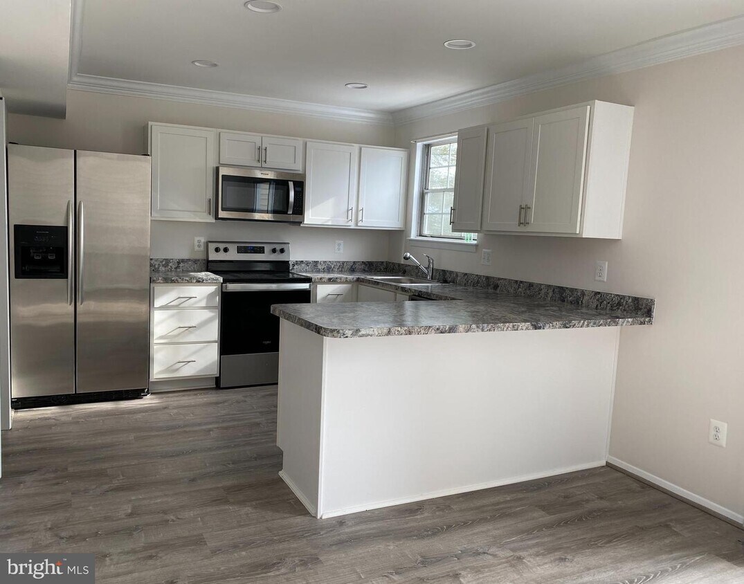 9407 Riverbrink Ct, Laurel, MD 20723 Townhome Rentals in Laurel MD