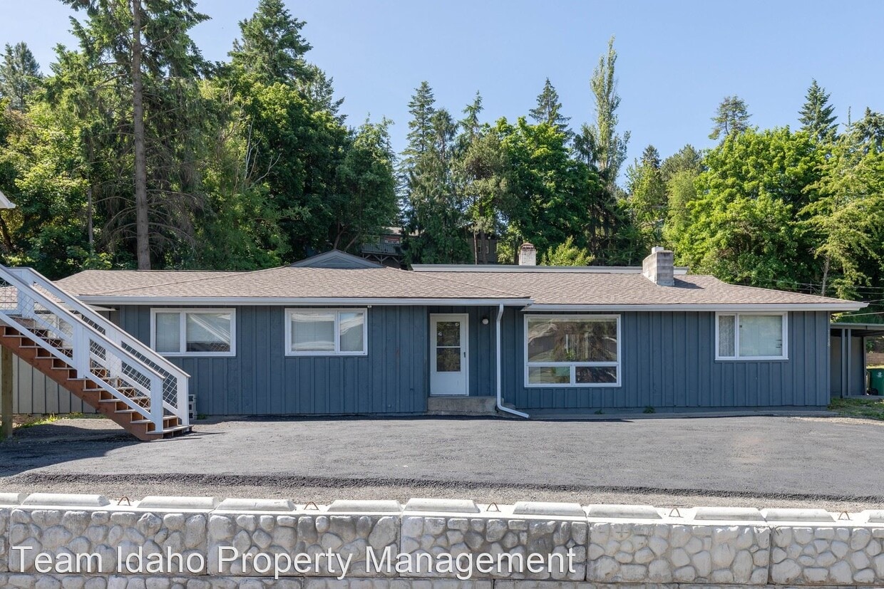 Primary Photo - 5 br, 2 bath House - 1118 King Road