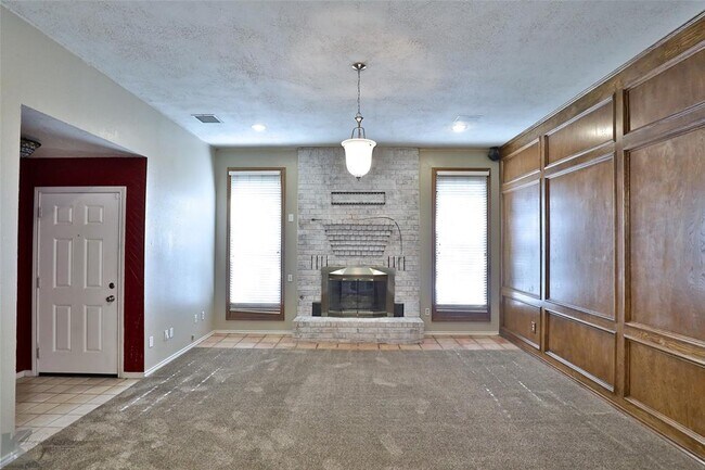 Foto del edificio - 5273 Sherbrooke Ln