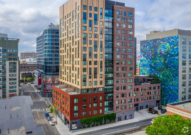 Exterior - The Harlo