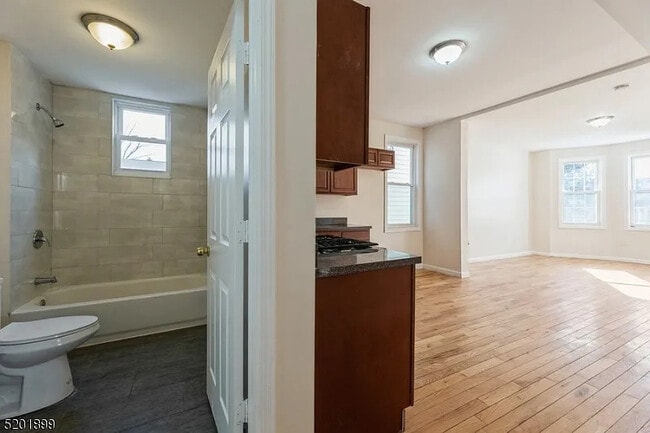 Bathroom - 17 Kenmore Ave