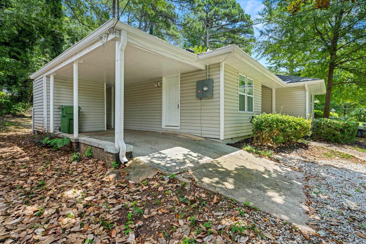 Foto principal - 1780 Brewer Blvd SW