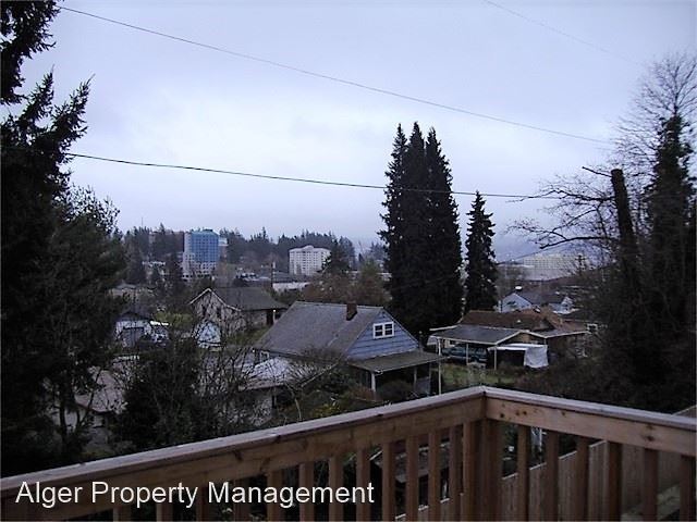 Foto del edificio - 3 br, 3 bath House - 336 N. Lafayette Avenue