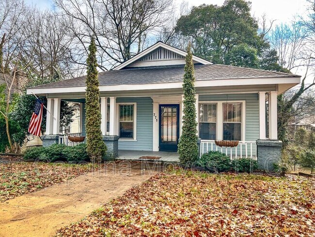 Foto del edificio - 771 Maple St