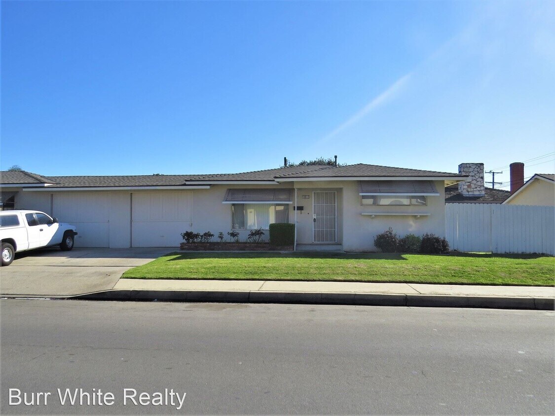 Foto principal - 2 br, 1 bath House - 11104 NOEL ST.