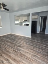 Building Photo - 510 Mckellar Cir