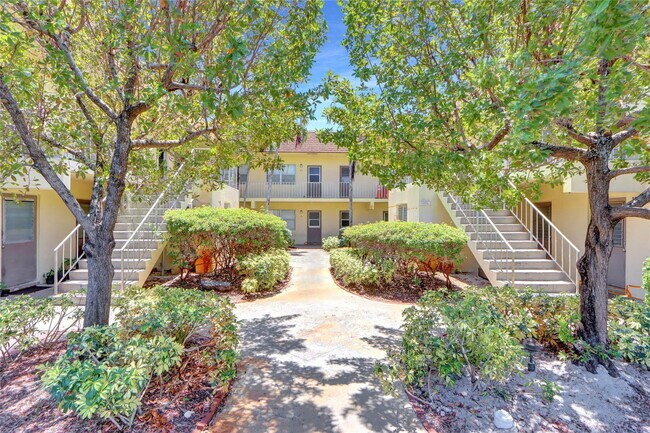 Foto del edificio - 260 NW 19th St