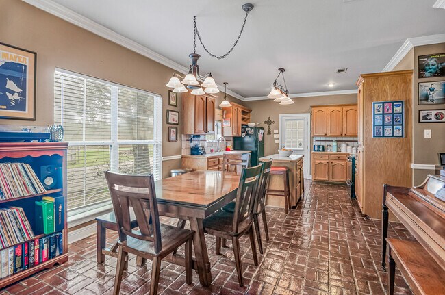Foto del edificio - 14326 Parkmeadow Dr