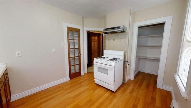 Foto del edificio - 33 Bellingham St