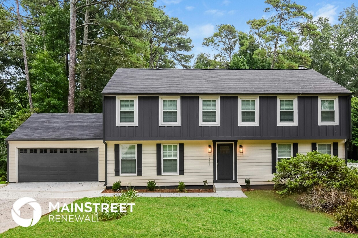 Foto principal - 234 Pinehurst Ln