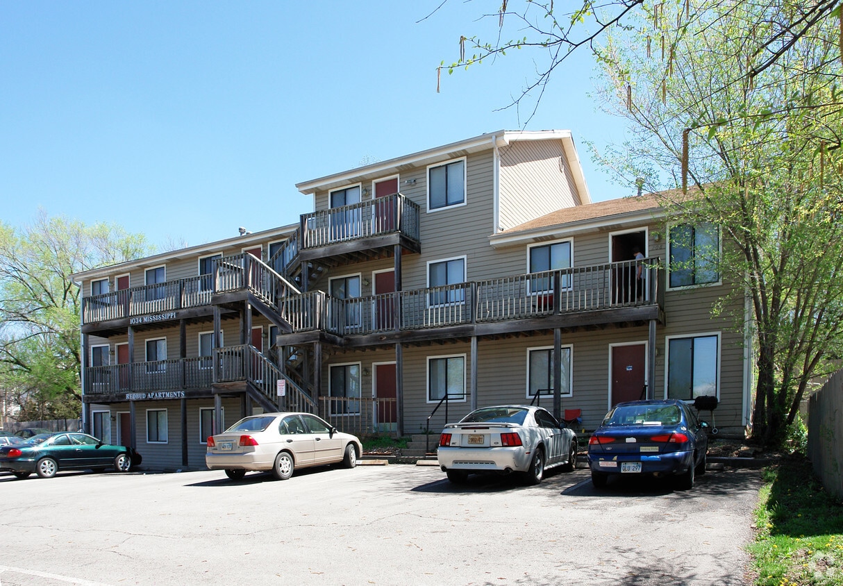 Redbud Apartments - Lawrence, KS 