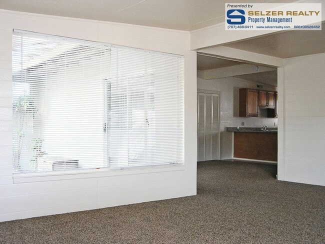 Building Photo - Surprisingly roomy 4 bd. house; convenient...