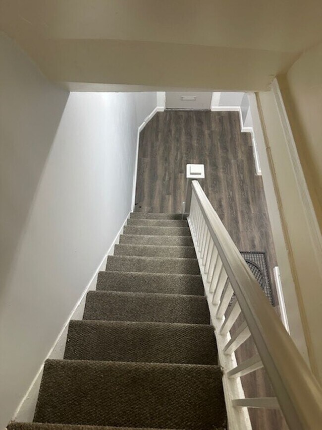 Beautifully Renovated! Hardwood Flooring! House Rental in Baltimore, MD