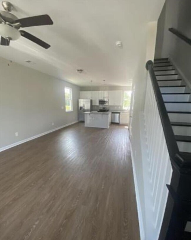 Foto del edificio - 3517 Fountain Ln