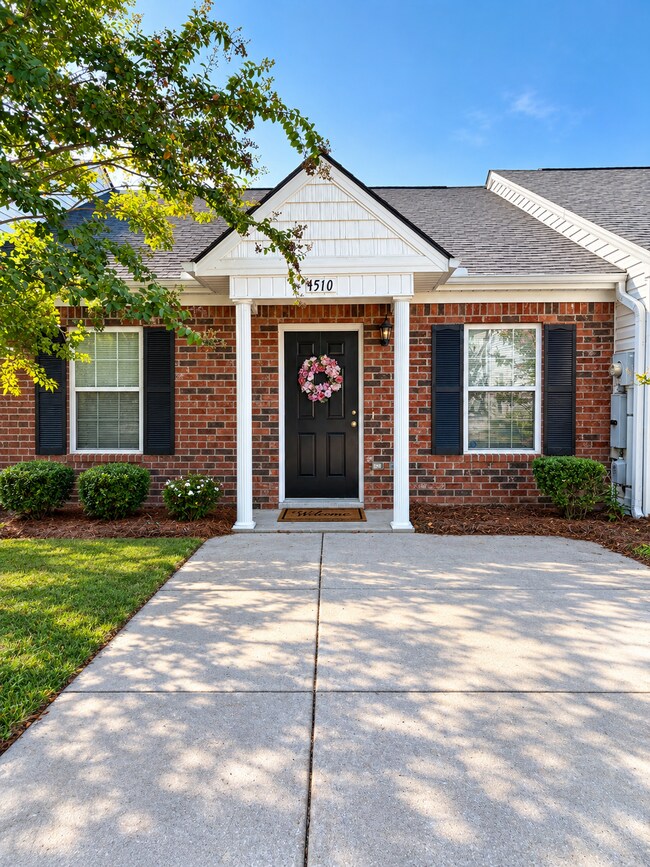 Building Photo - 1510 Abby Way