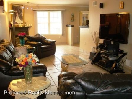 Building Photo - 4091 Green Park Dr