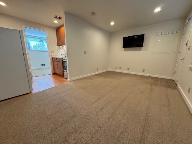 Foto del edificio - 3513 NE 95th St