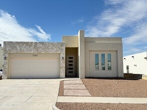 Building Photo - 7792 Enchanted Pk Dr