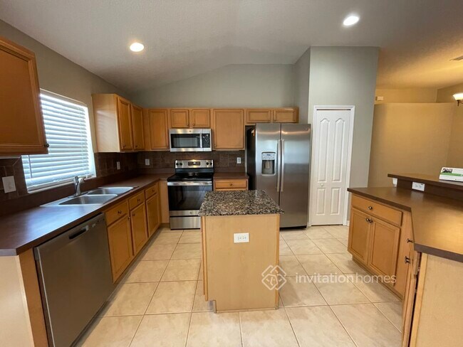Building Photo - 16752 Nikki Ln