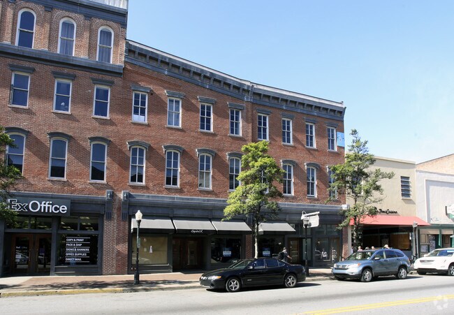Foto principal - 5-15 W Broughton St