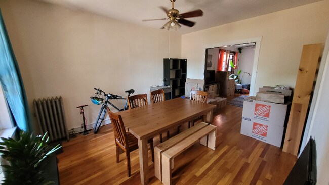 Foto del edificio - 3929 N Keeler Ave