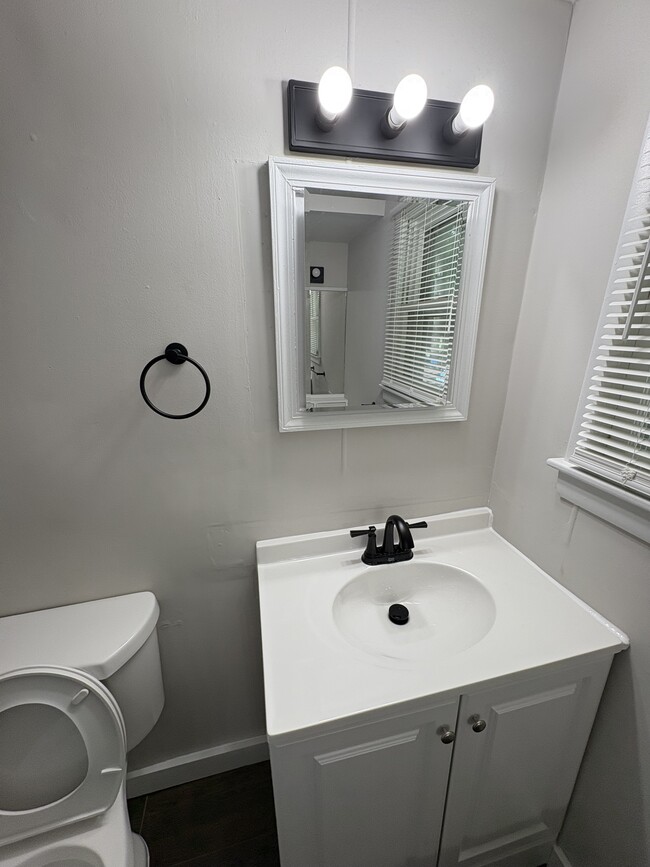 Foto del edificio - 5619 Beaver Dam Rd