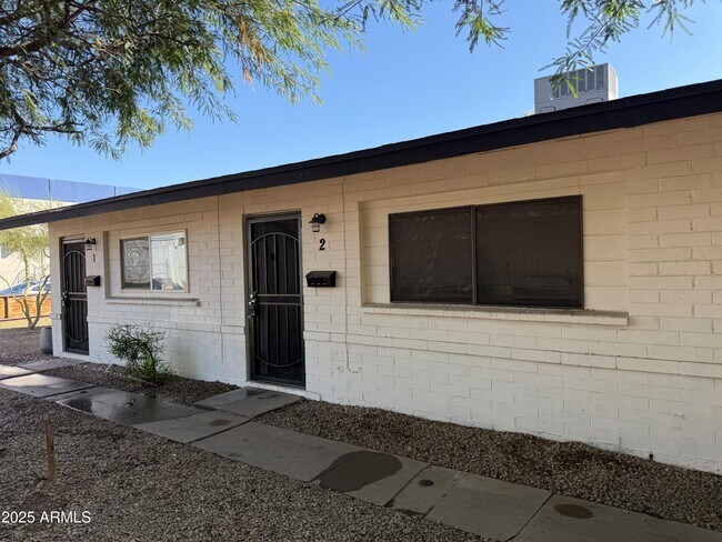 Foto del edificio - 1625 W Fillmore St