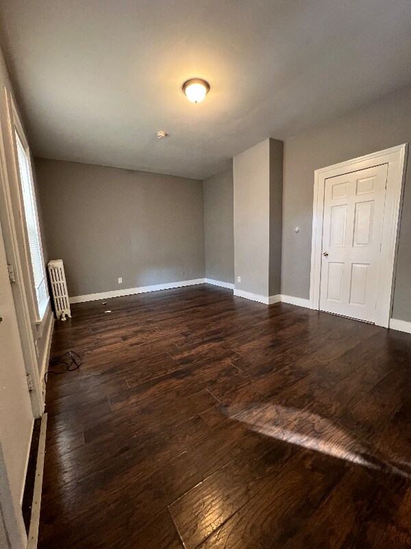 Foto del edificio - 1 Macnaughton Ave