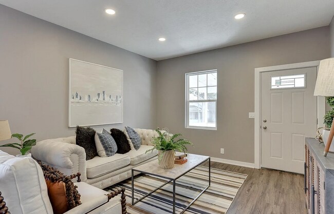 Foto del edificio - Fully Remodeled 4 Bedroom Benson Home!!