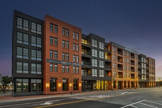 Building Photo - 11 W Prospect Ave
