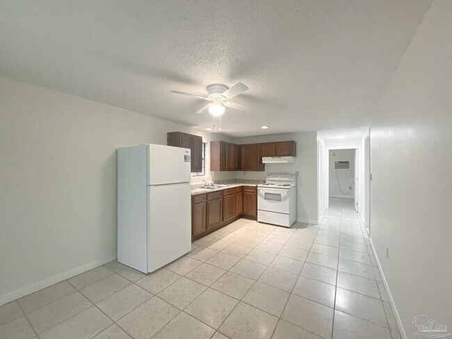 Foto del edificio - 5771 Coronada Blvd