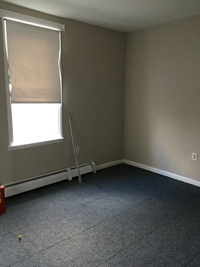 Foto del edificio - 3303 Kensington Ave