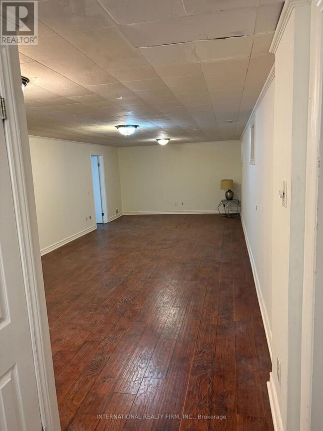 Building Photo - 76 Rockport Crescent