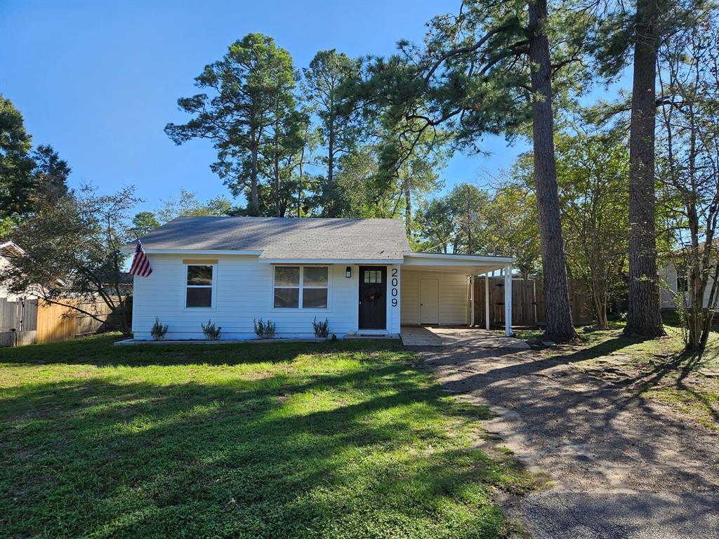 Primary Photo - 2009 White Oak Dr