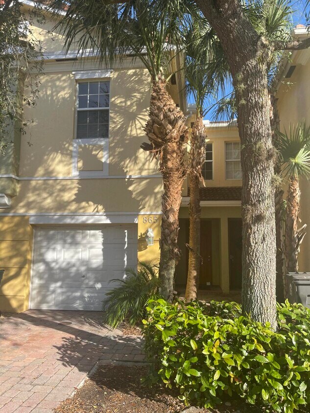 865 Pipers Cay Dr, West Palm Beach, FL 33415 Townhouse for Rent in