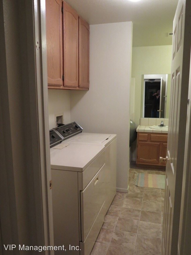 Foto del edificio - 2 br, 2 bath House - 19049 Elm Dr