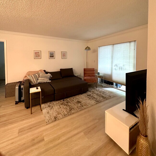 Foto del edificio - 10795 SW 108th Ave