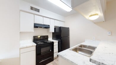 Interior Photo - Addison Apartments at the Park