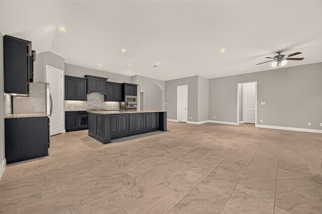 Foto del edificio - 27124 Holtwood Grove Rd