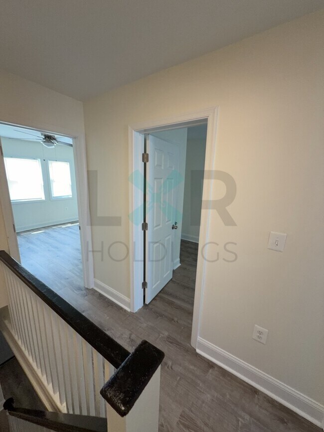 Foto del edificio - 7115 Emerson Ave