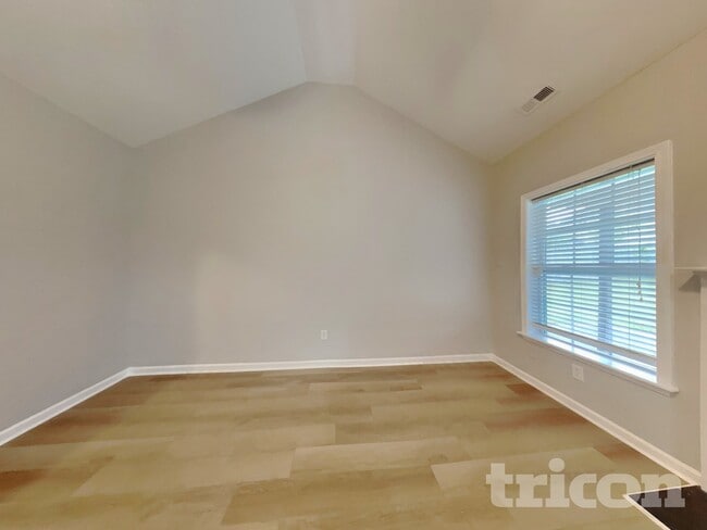 Building Photo - 410 Crutchfield Dr