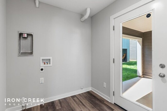 Foto del edificio - 52 W Cascade St