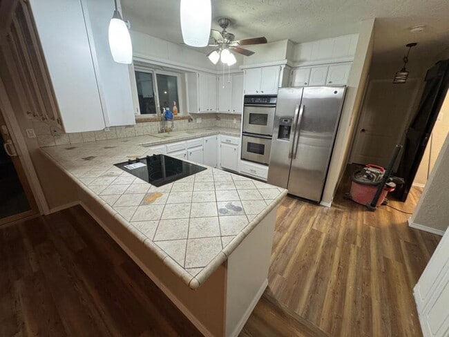 Building Photo - 7909 NW Folkstone Way