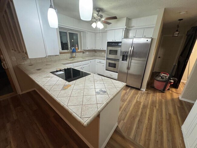 Foto del edificio - 7909 NW Folkstone Way