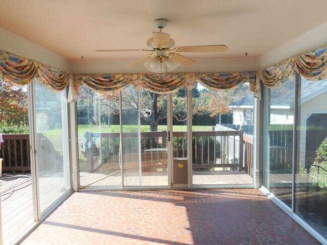 Foto del edificio - Northwest Greensboro NC Home for Lease