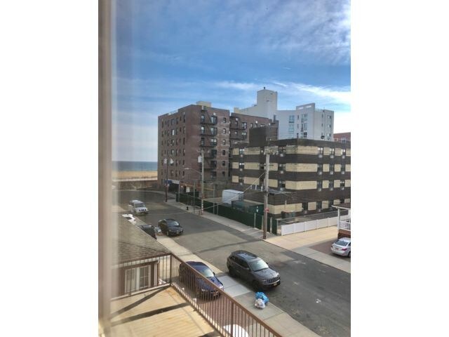 Foto del edificio - 154 Beach 118th St